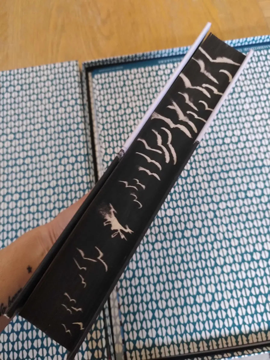 Birnam Wood, 1st edition, 1st Printing, Waterstones Exclusive + SPRAYED Edges, SIGNED